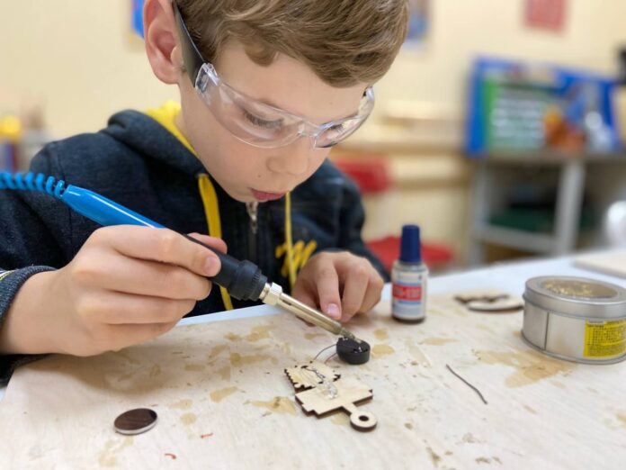 Школа цифровых технологий будет работать в городском парке Школа цифровых технологий будет работать в городском парке