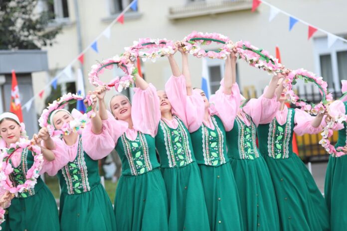 В Большом Подольске прошли торжественные мероприятия, посвящённые Дня Государственного флага России