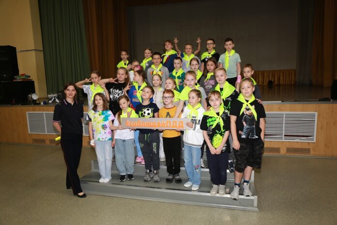 В период каникул сотрудники подмосковной Госавтоинспекции посещают детские оздоровительные лагеря В период каникул сотрудники подмосковной Госавтоинспекции посещают детские оздоровительные лагеря