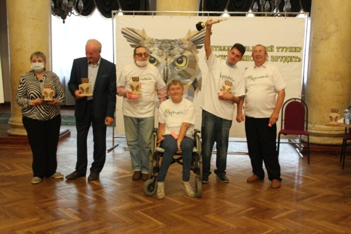 Команда Клуба молодых инвалидов «Эдельвейс» заняла стали первыми в турнире «Воскресенский эрудит»
