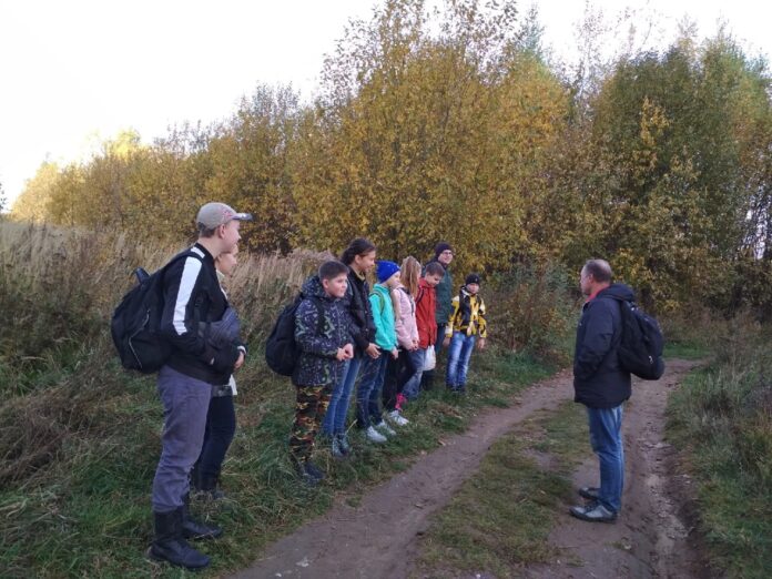 Воспитанники любительского объединения “Юный спасатель” совершили учебно-тренировочный поход “Золотая осень-2020”