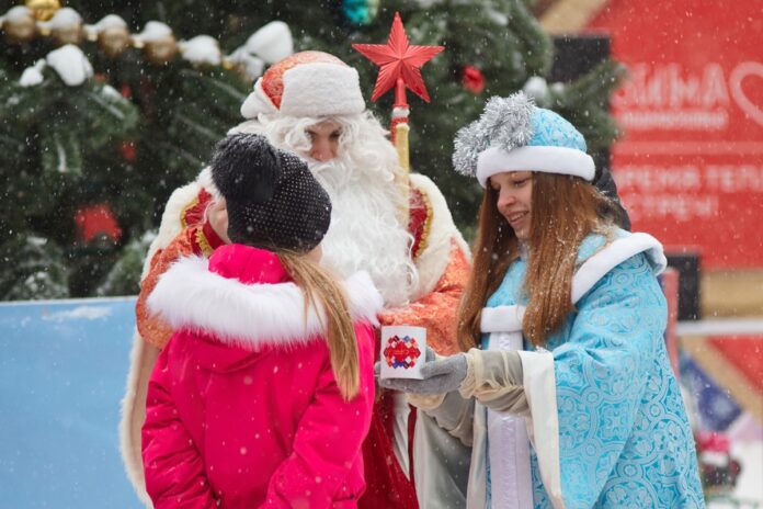 Новогодняя ярмарка прошла в парке культуры и отдыха имени Виктора Талалихина Новогодняя ярмарка прошла в парке культуры и отдыха имени Виктора Талалихина