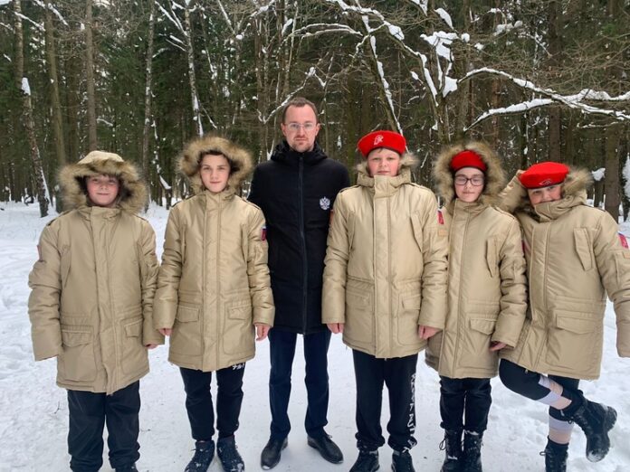 Подольские Юнармейцы приняли участие в акции «Покорми птиц зимой!» Подольские Юнармейцы приняли участие в акции «Покорми птиц зимой!»