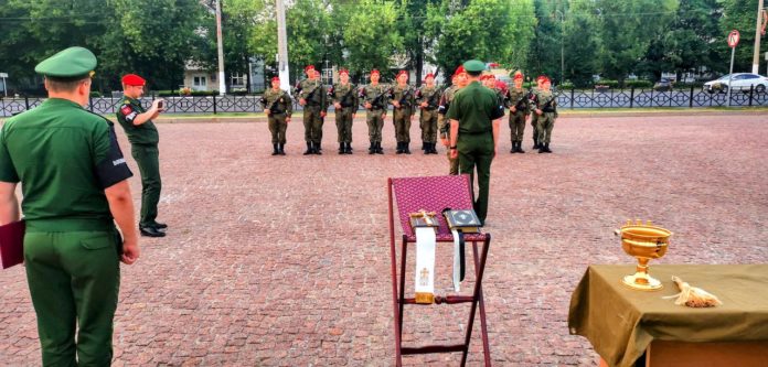 В Подольске благословили военных полицейских В Подольске благословили военных полицейских