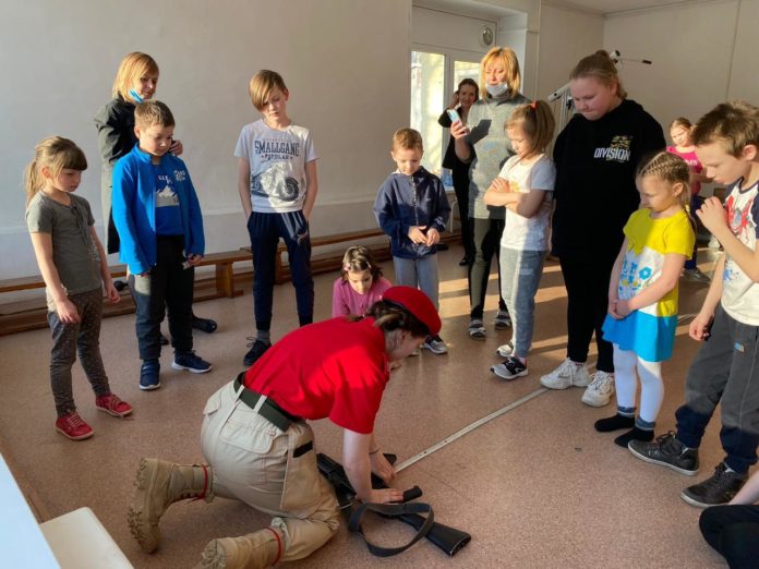 Отряд «Молодая Гвардия» Дворца молодежи провели открытый урок для обучающихся подольского интерната.