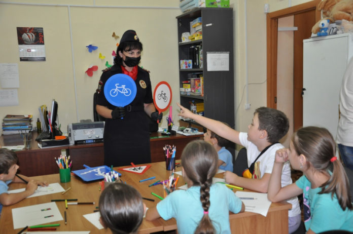 В Центре помощи семьи и детям в Подольске состоялось профилактическое мероприятие В Центре помощи семьи и детям в Подольске состоялось профилактическое мероприятие