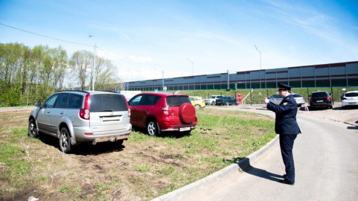 Приложение «Народный инспектор» поможет подольчанам навести порядок в городе