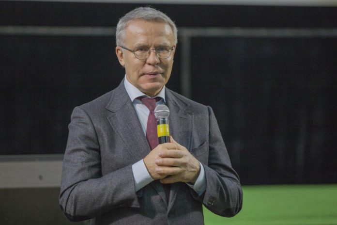 Депутат Государственной Думы Вячеслав Фетисов поздравляет с Днем знаний Депутат Государственной Думы Вячеслав Фетисов поздравляет с Днем знаний