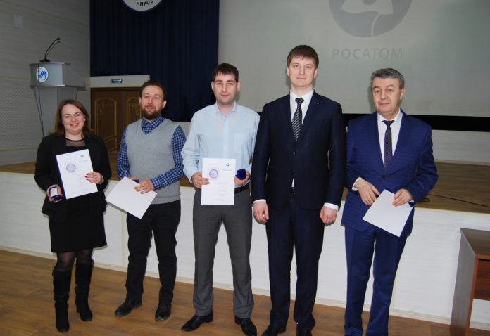 Отличившихся сотрудников ФГУП «НИИ НПО «ЛУЧ» наградили в Подольске