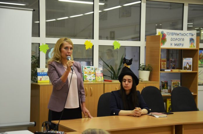 Уполномоченный по правам человека в Подольске приняла участие в  школьном проекте гимназии №7