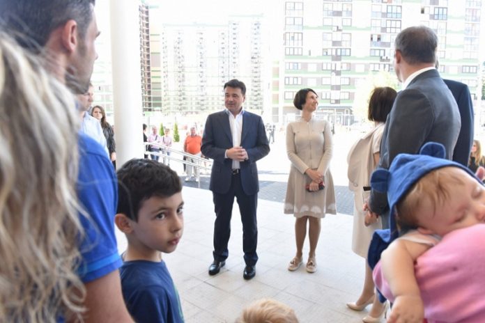 Губернатор рассказал о подготовке к учебному году в Подмосковье Губернатор рассказал о подготовке к учебному году в Подмосковье