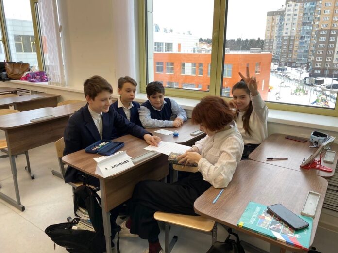 В средней школе № 36 прошла музыкальная викторина “Угадай мелодию” В средней школе № 36 прошла музыкальная викторина “Угадай мелодию”