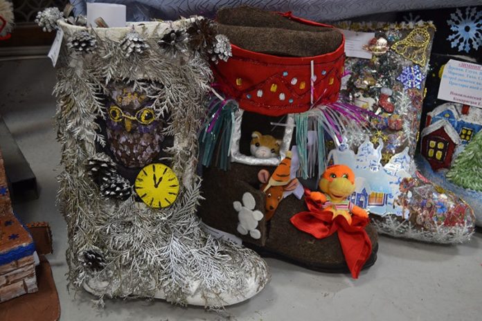 Всех желающих приглашают принять участие в народных конкурсах «Самые креативные валенки» и «Оригинальный блин»