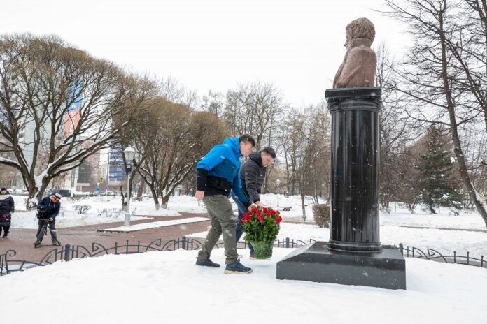 В округе 10 февраля почтили память Александра Сергеевича Пушкина В округе 10 февраля почтили память Александра Сергеевича Пушкина