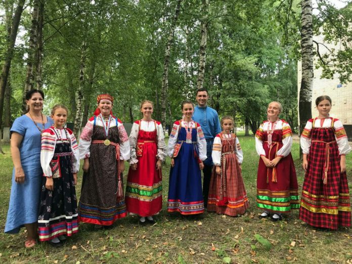 Воспитанники школы «Моя Русь» выступили на Всероссийском конкурсе юных вокалистов «Звонкие голоса России-2021» Воспитанники школы «Моя Русь» выступили на Всероссийском конкурсе юных вокалистов «Звонкие голоса России-2021»