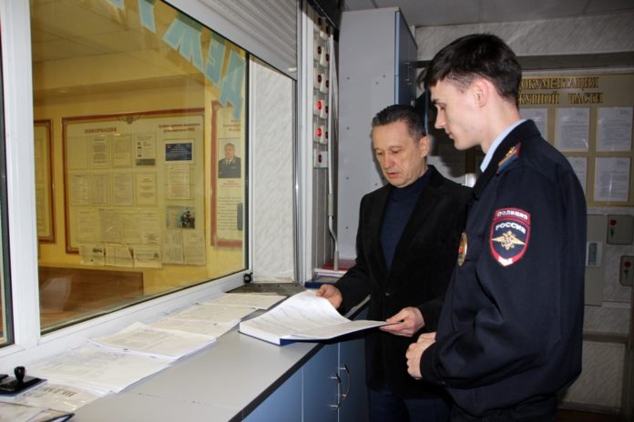 Председатель Общественного совета проверил работу дежурной части УМВД России по горокругу Подольск