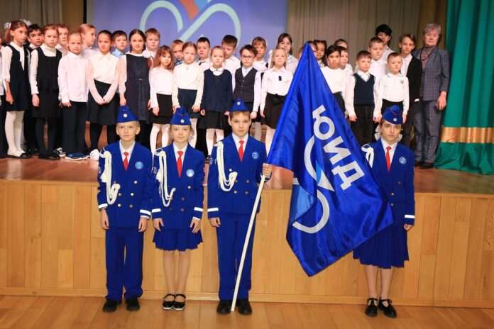 В  Подольске ряды юных инспекторов движения пополнились новыми участниками  В  Подольске ряды юных инспекторов движения пополнились новыми участниками