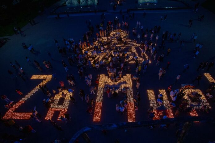 В Большом Подольске зажгли «Свечу памяти» В Большом Подольске зажгли «Свечу памяти»