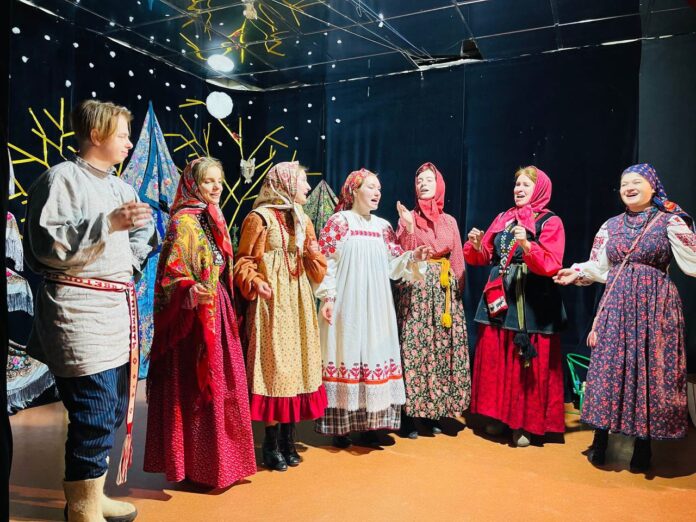 Фестиваль фольклорных коллективов прошел в Подольске Фестиваль фольклорных коллективов прошел в Подольске