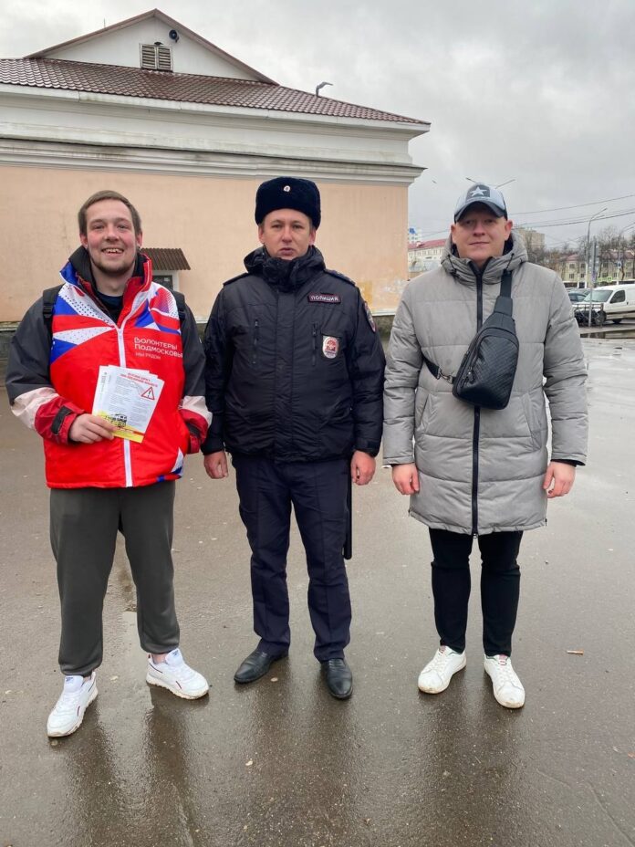 Десять разъяснительных бесед провели на станции Подольск в ходе профилактического ж/д рейда Десять разъяснительных бесед провели на станции Подольск в ходе профилактического ж/д рейда