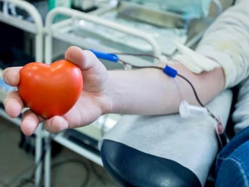 14 июня подольские молодогвардейцы сдали кровь