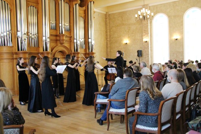 В КПЦ “Дубровицы” прошел концерт “Великие страницы классической музыки” В КПЦ “Дубровицы” прошел концерт “Великие страницы классической музыки”