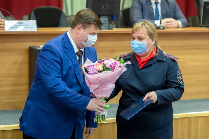 Глава округа Николай Пестов вручил награды подольским сотрудникам органов внутренних дел