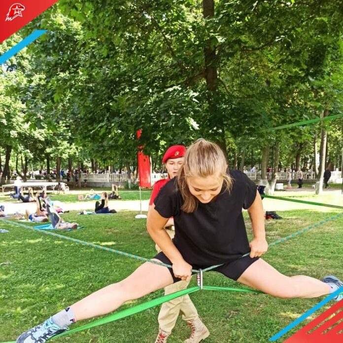 Интерактивную площадку по альпинистской подготовке организовали юнармейцы Большого Подольска Интерактивную площадку по альпинистской подготовке организовали юнармейцы Большого Подольска