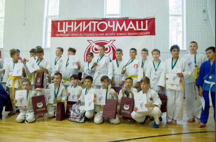 В честь 75-летия АО «ЦНИИТОЧМАШ» прошел открытый юношеский турнир по дзюдо