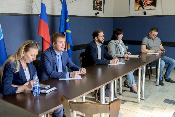 Выездная администрация с представителями медучреждений прошла в Климовске