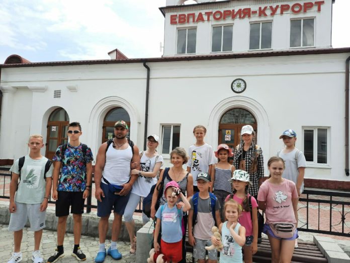 Участники цирковой студии «Арлекин» завершили гастроли в Крыму