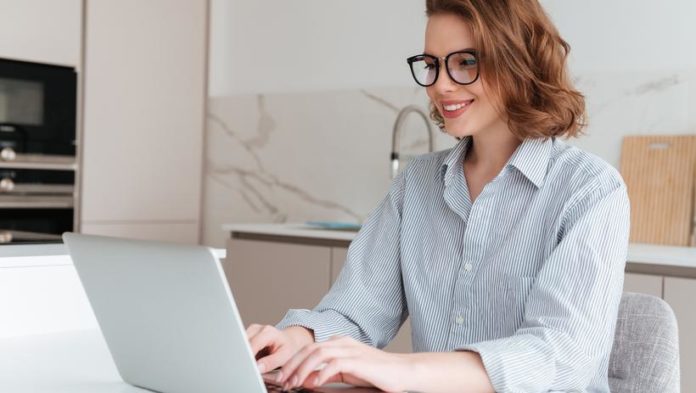 Информируем подольчан: состоялось онлайн-заседание комитета Всероссийского конкурса «Семья года» Информируем подольчан: состоялось онлайн-заседание комитета Всероссийского конкурса «Семья года»