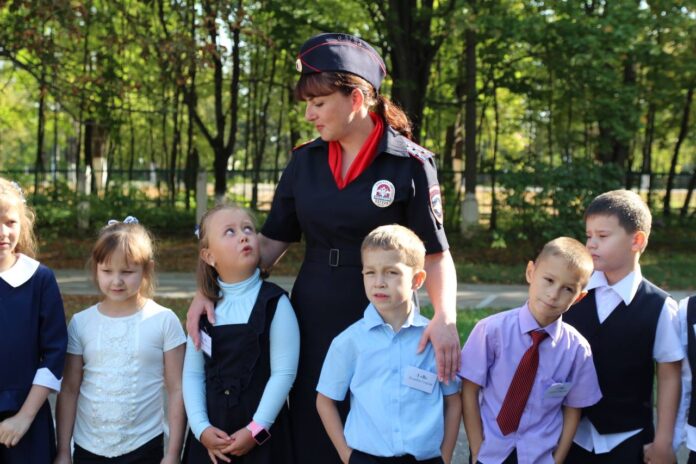 Проводится профилактическое мероприятие «Ребенок – пассажир, пешеход» Проводится профилактическое мероприятие «Ребенок – пассажир, пешеход»