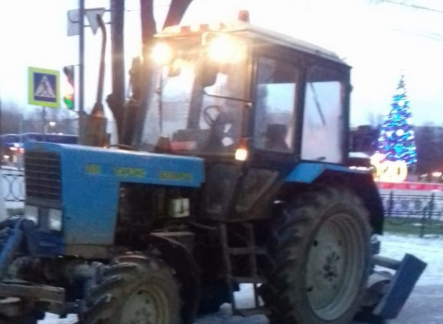 Дороги, дворы, тротуары в Подольске с ночи обрабатываются противогололёдной смесью