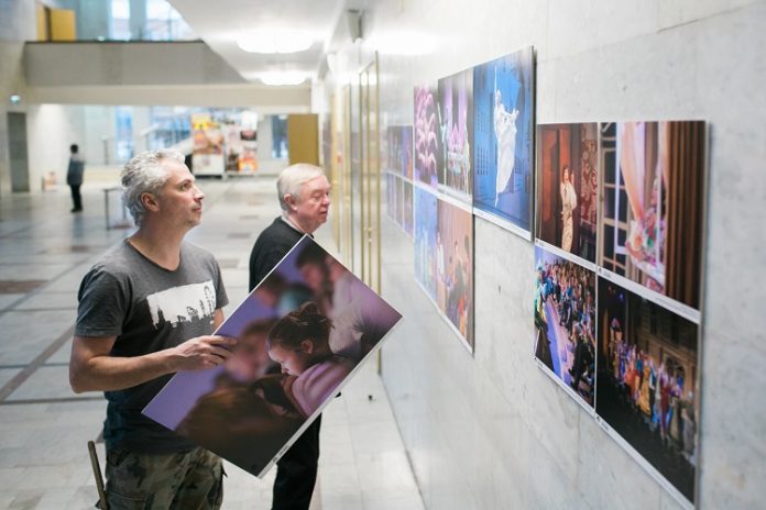 Фотовыставка «Такой разный театр» откроется во Дворце культуры «Октябрь» 27 марта