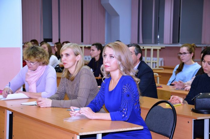 В Школе молодого юриста  состоялось первое теоретическое занятие