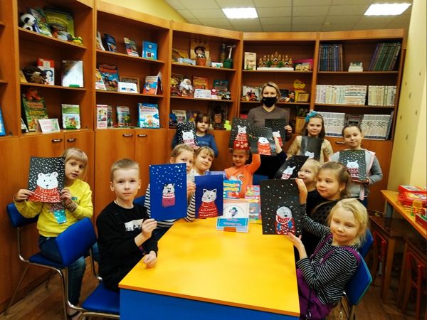 В творческой мастерской «Мастер-фломастер» библиотеки № 11 состоялся очередной мастер-класс