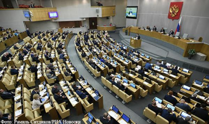 Госдума приняла во втором чтении проект трехлетнего федерального бюджета и бюджетов ПФР, ФОМС и...