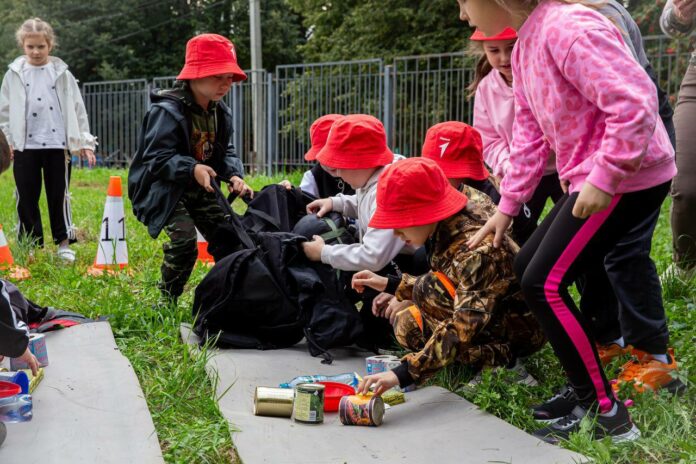 Муниципальный этап регионального туристского слета «Движения первых» собрал порядка 100 юных туристов 
