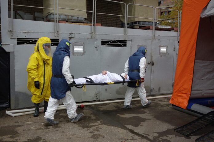 В Подольском НПО «ЛУЧ» прошли учения по устранению последствий ядерной аварии В Подольском НПО «ЛУЧ» прошли учения по устранению последствий ядерной аварии