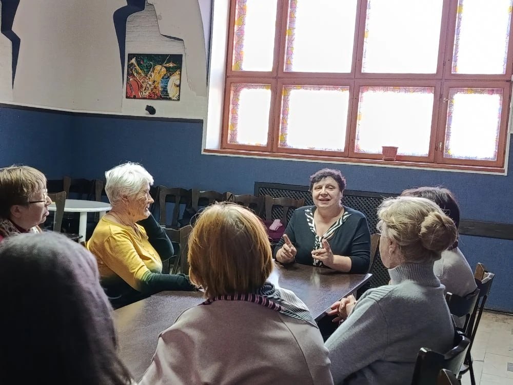 О профилактике эндокринных расстройств рассказали членам клуба «Активное долголетие» 