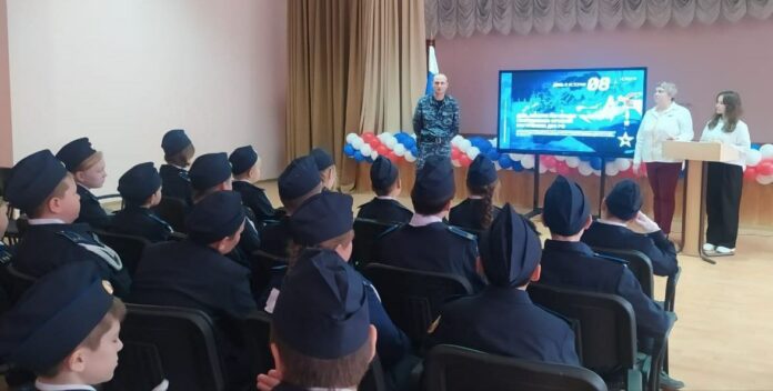 В Подольске росгвардейцы провели для кадетов памятное мероприятие В Подольске росгвардейцы провели для кадетов памятное мероприятие