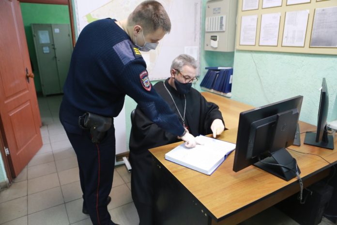 В Подольске член Общественного совета при УМВД проверил работу 2-ого Отдела полиции