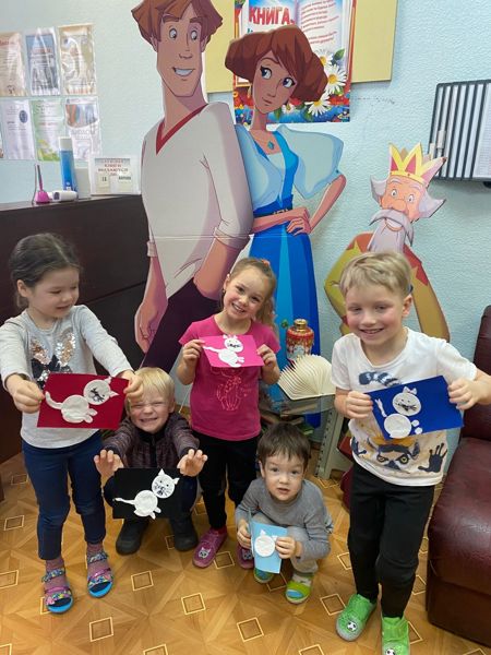 Мастер-класс “Мягкие лапки, а в лапках царапки” состоялся в библиотеке № 22 Мастер-класс “Мягкие лапки, а в лапках царапки” состоялся в библиотеке № 22