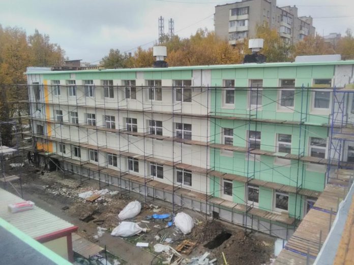 Продолжается капитальный ремонт в школе № 18 имени Подольских курсантов Продолжается капитальный ремонт в школе № 18 имени Подольских курсантов