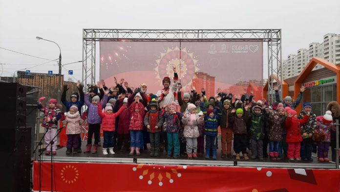 Широкая Масленица: Кузнечики