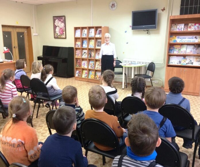 Маленькие подольчане прошли урок этикета Маленькие подольчане прошли урок этикета