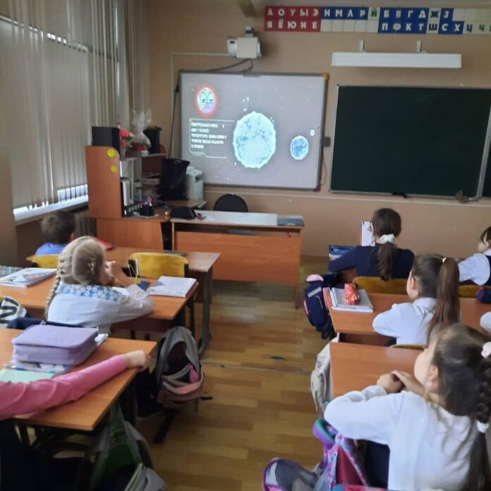 Всероссийский урок астрономии прошёл в школе №13
