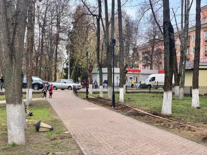 Дополнительное освещение установят в сквере Науки в Климовске Дополнительное освещение установят в сквере Науки в Климовске