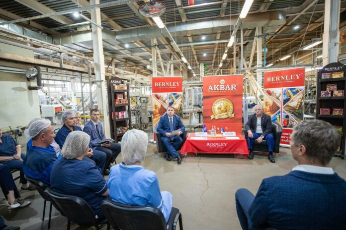 Встреча с трудовым коллективом Яковлевской чаеразвесочной фабрики состоялась в Подольске 